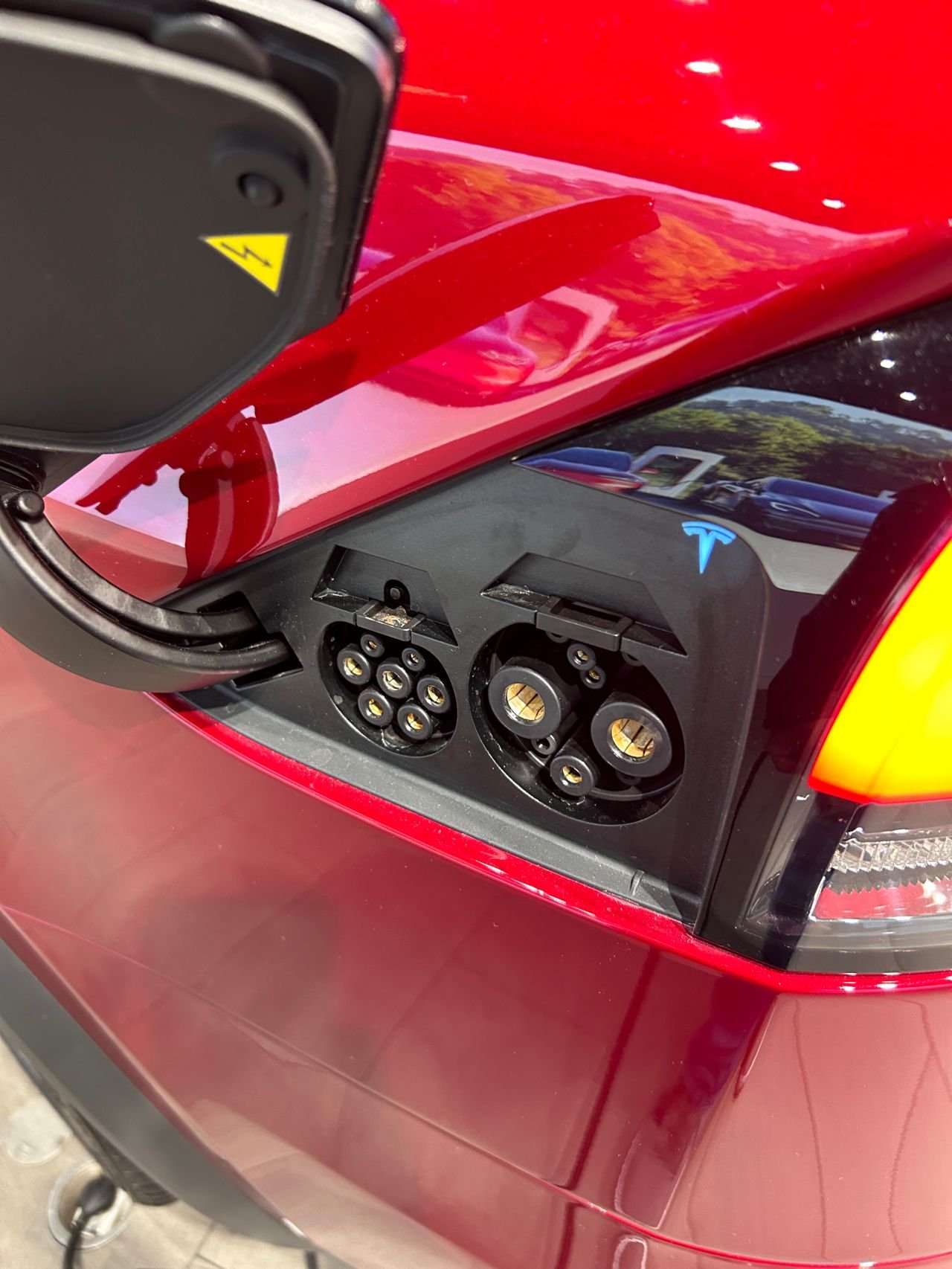 Tesla GB/T Model X